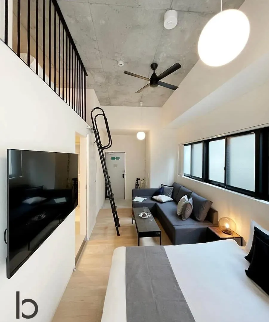 Bhotel Nekoyard - Modern Loft Studio Steps From Peace Park Hiroshima Apartment